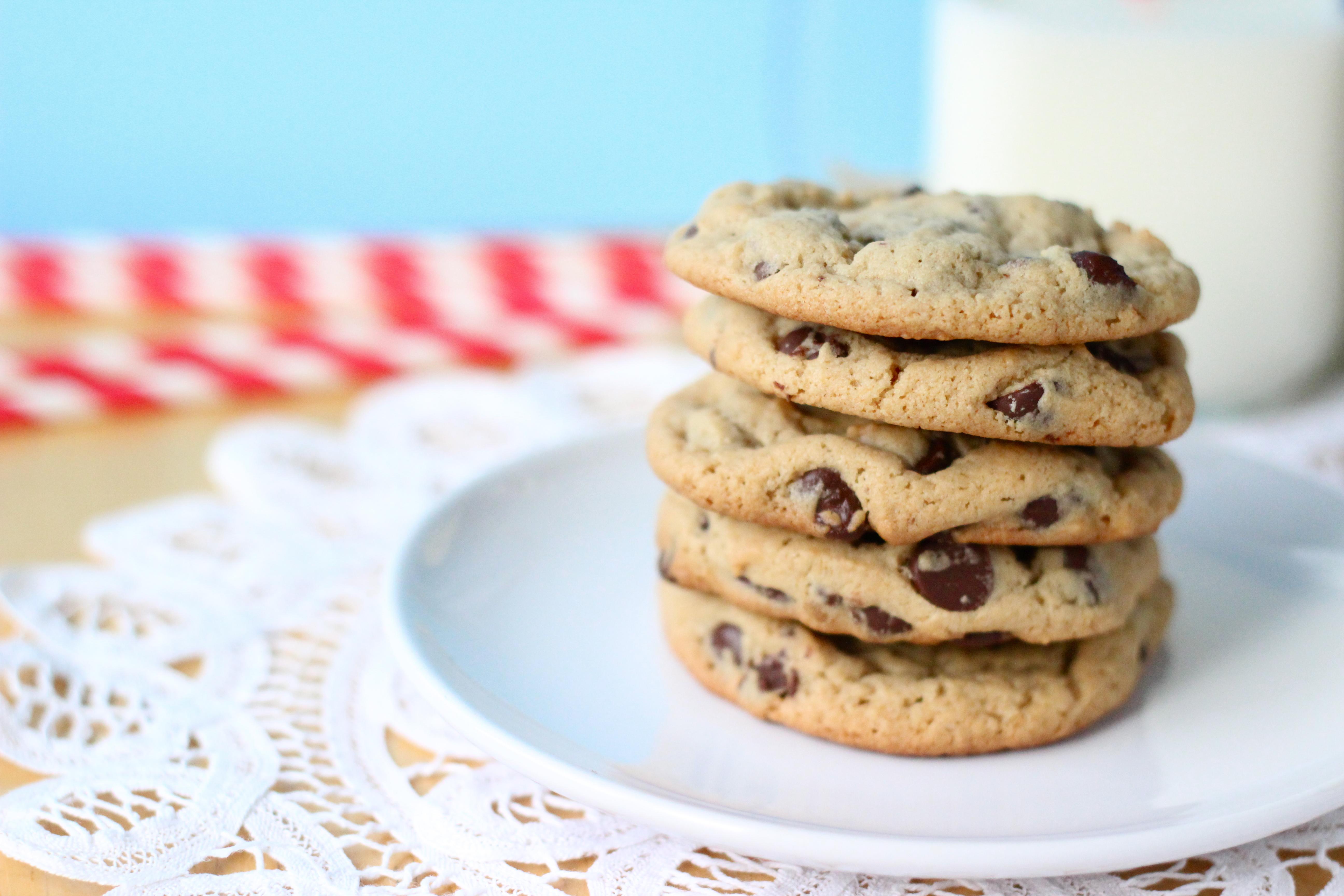 Peanut Butter Chocolate Chip Cookies - Your Cup of Cake