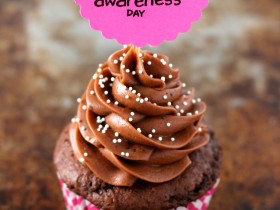 Happy Singles Awareness Day Cupcake