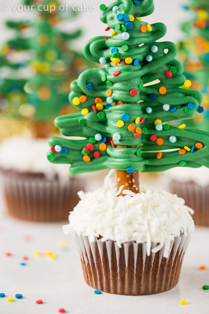 Easy Christmas Tree Cupcakes - Your Cup of Cake