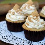 Golden Graham Cupcakes