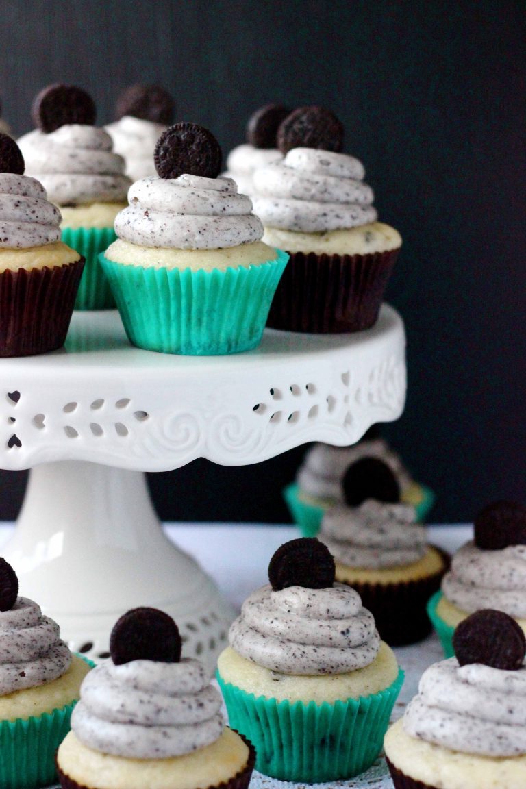 Cookies & Cream Cupcakes