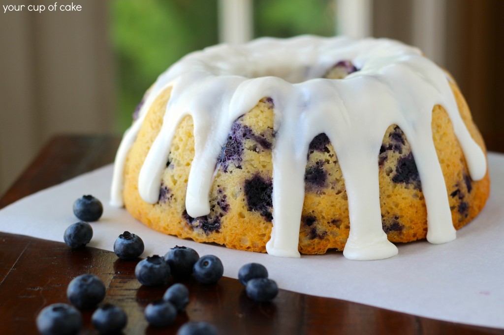 banana blueberry bundt cake