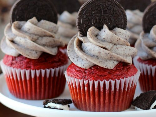 Oreo Red Velvet Cupcakes Oreo Red Velvet Cupcakes