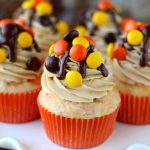 Reese’s Pieces Cupcakes