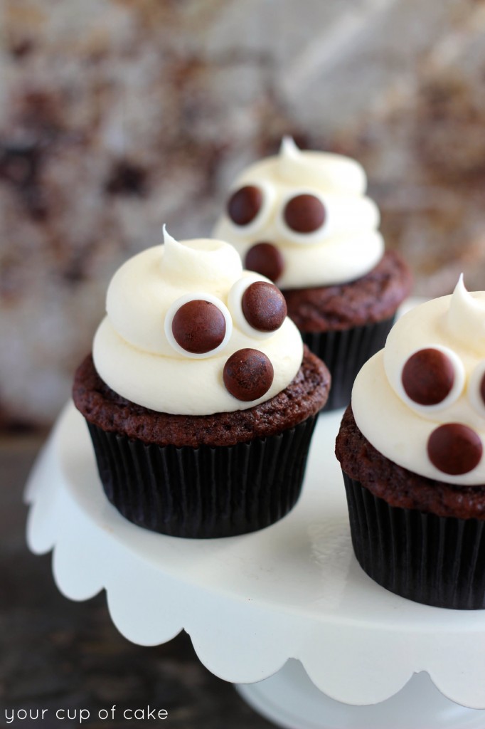 Easy Ghost Cupcake