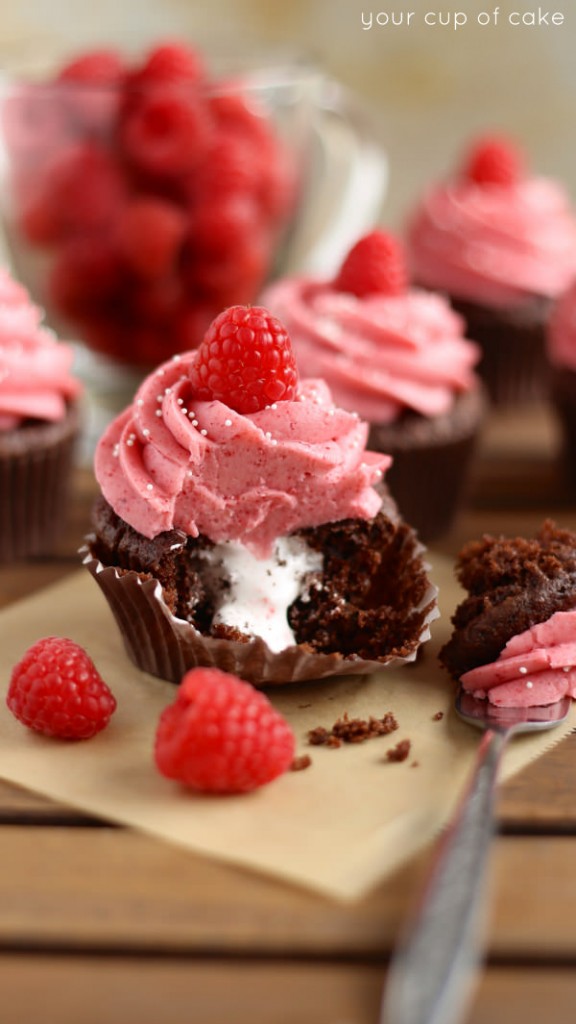 Easy Raspberry Hot Chocolate Cupcakes