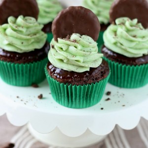 Delicious and easy Thin Mint Cupcakes