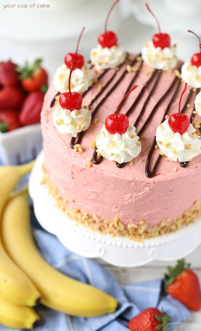 This Banana Split Cake is perfect for summer and so easy to make!