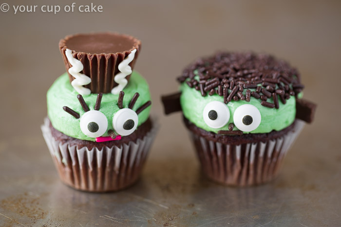 Frankenstein and his wife as mini cupcakes! So cute! 