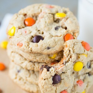 Reese's Pieces Cookies that are chewy so perfect!