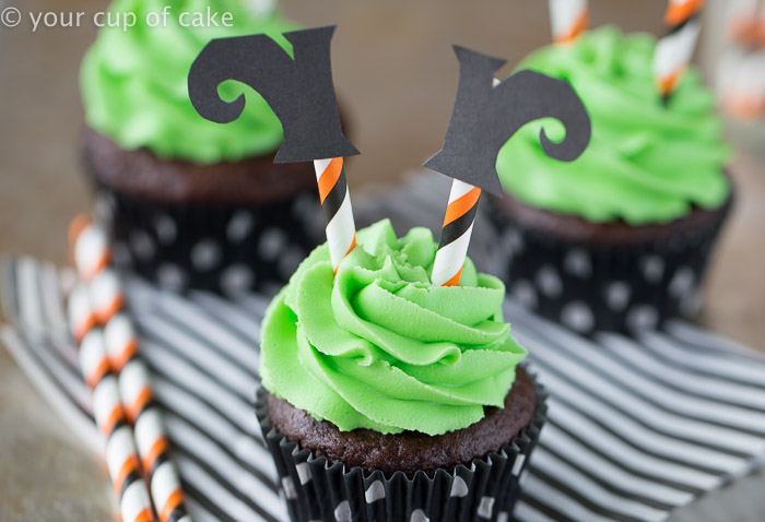 Wicked Witch Cupcakes! So fun for a Halloween party! 