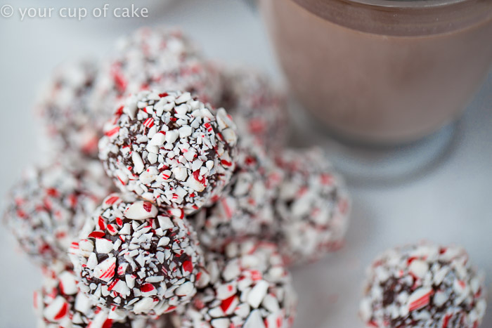 Hot Chocolate Bombs, just add to 1 cup of hot milk and stir! 