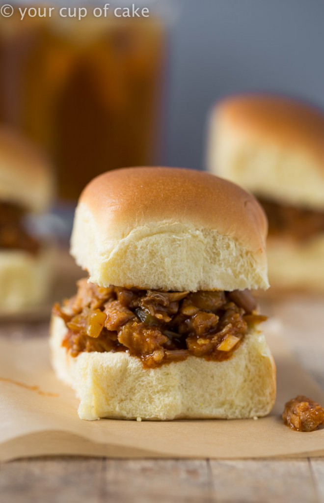 Crock Pot Sweet Pulled Pork Sliders