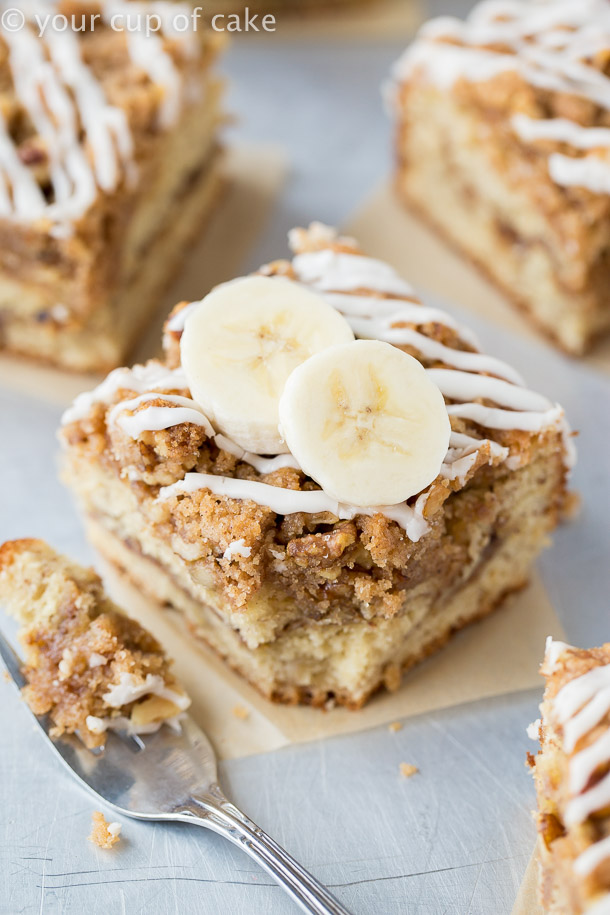 Banana Coffee Cake Muffins - Framed Cooks