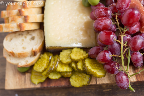How to Build the Perfect Cheese Plate