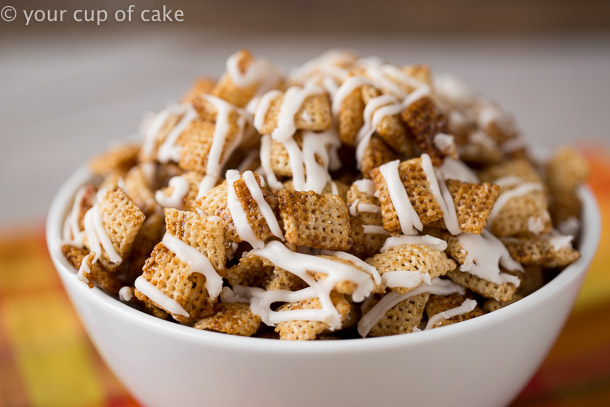 Gingerbread Chex Mix for Christmas parties and easy gifts! 