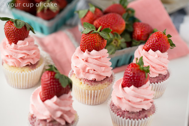 Cake Mix Strawberries and Cream Cupcakes