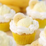 Banana Cream Pie Cupcakes (2 Ingredient Frosting)