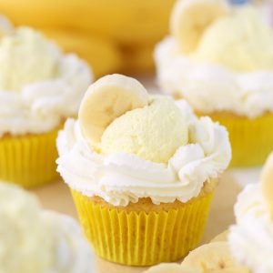 Banana Cream Pie Cupcakes