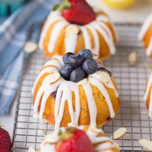 Lemon Blueberry Bundt Cakes with Almond Glaze, this is THE BEST recipe ever! Super easy!