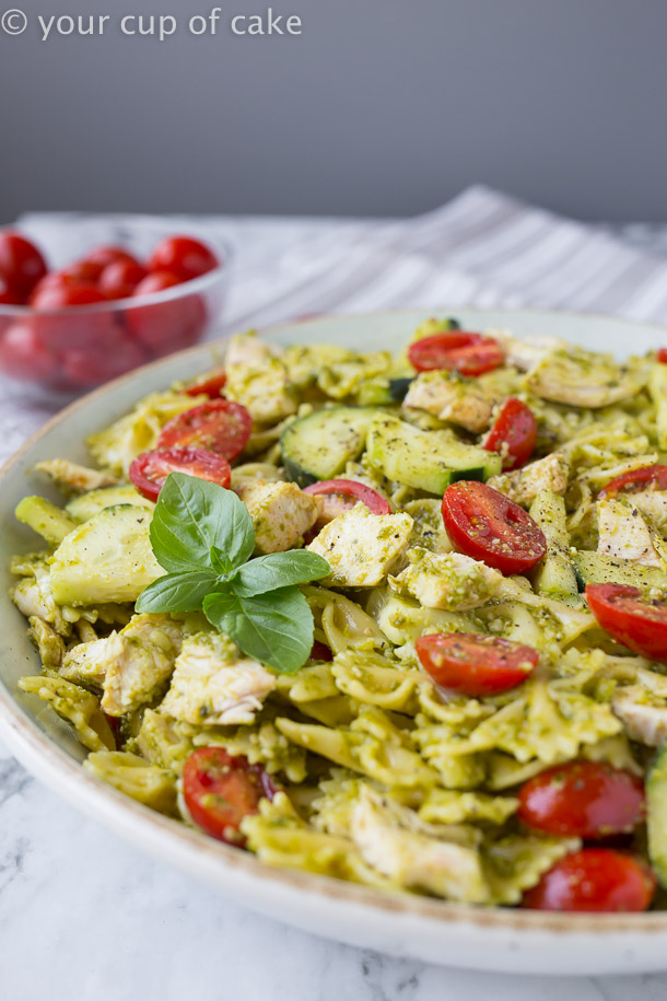 Everyone LOVES when I bring this 5 Ingredient Summer Pesto Pasta to parties!
