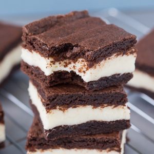 The Best Cake Mix Dessert, Cake Mix Oreo Bars