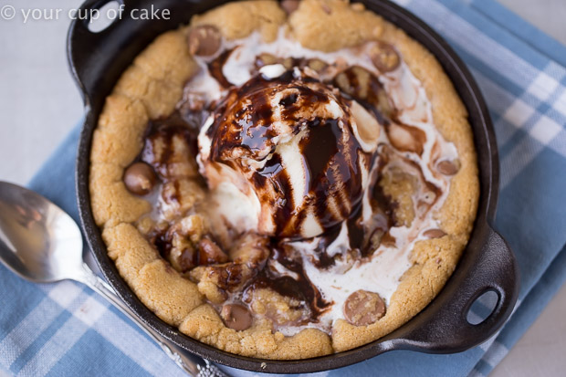 THE BEST Pizookie Recipe in the WORLD