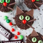 Black Cat Halloween Cupcakes