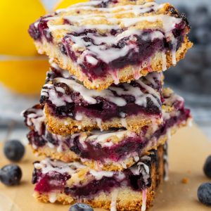 YUM! Love this summer dessert Blueberry Cobbler Bars