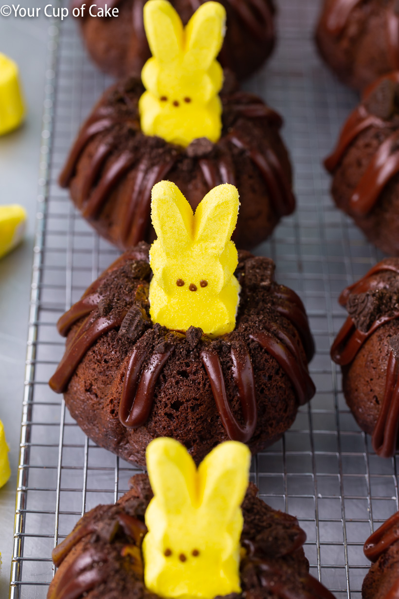 Love this adorable easter cake idea, Bunny Bundt Cakes