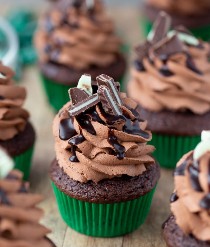 LOVE these Mint Chocolate Mousse Cupcakes with Andes Mints