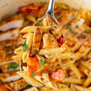 My favorite one pot recipe! One Pot Creamy Cajun Chicken Alfredo