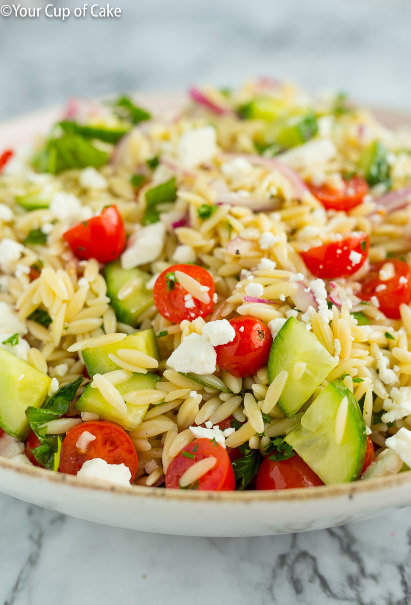 My FAVORITE pasta salad! The Best Orzo Pasta Salad