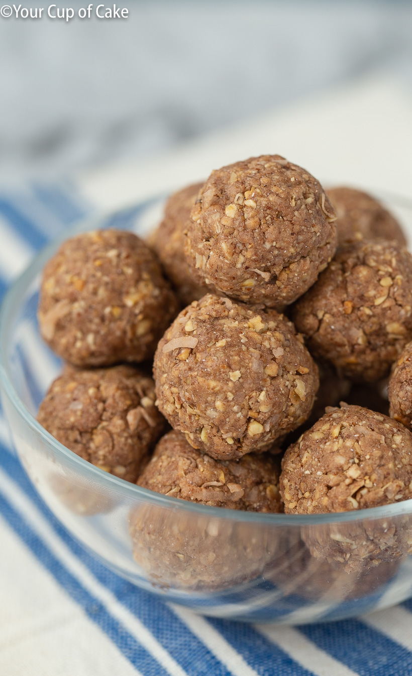 I'm OBSESSED with these no-bake protein bites! Almond Joy Protein Bites