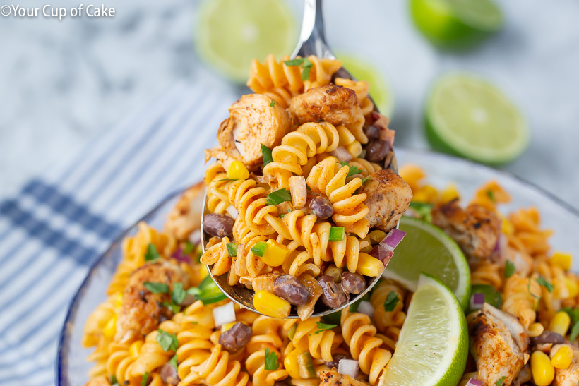 This Chicken Enchilada Pasta Salad is SO GOOD!