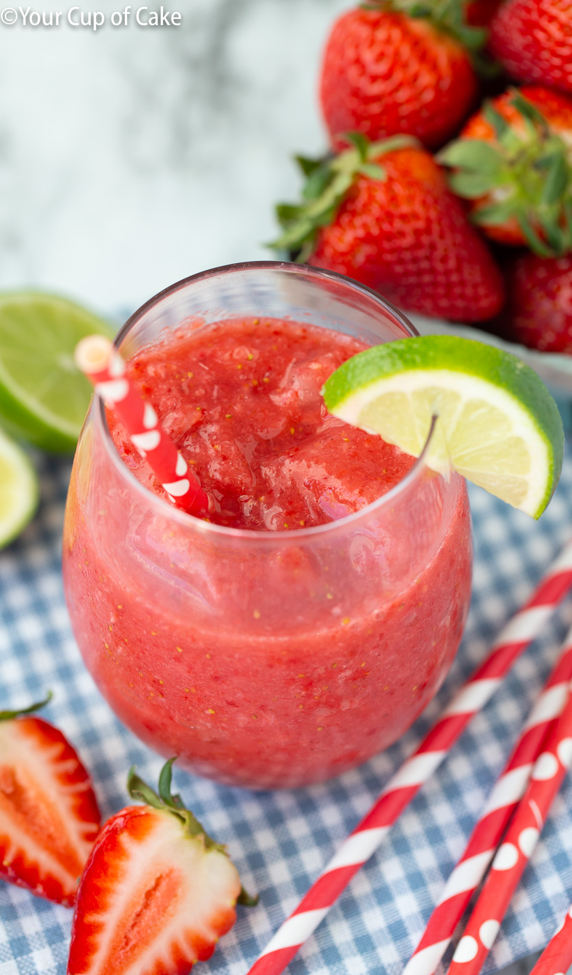 LOVE this sugar free dessert recipe! Healthy Strawberry Lime Slushie