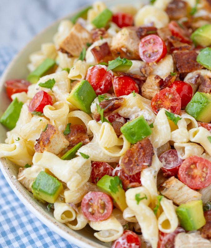 THE BEST pasta salad for summer! Chicken Bacon Ranch Pasta Salad with avocados