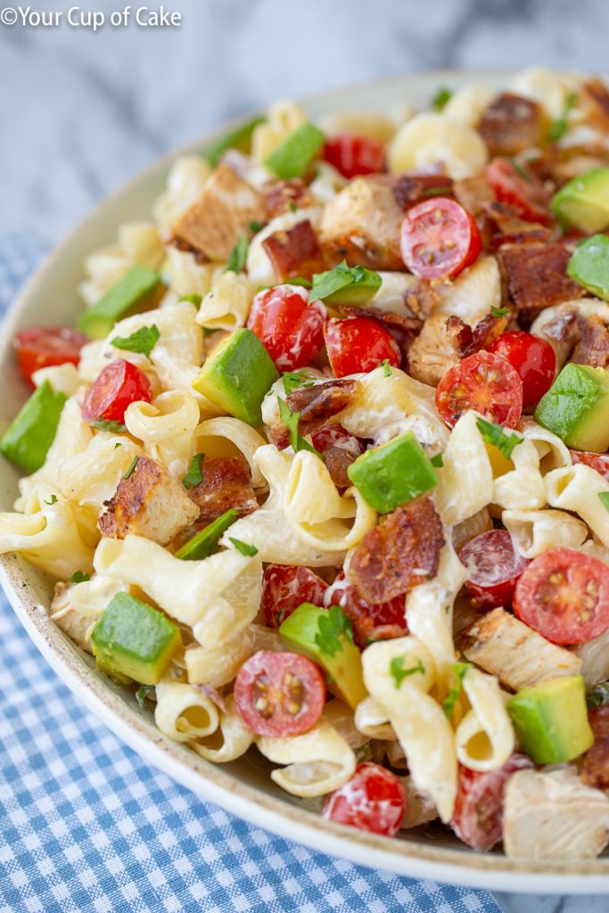 THE BEST pasta salad for summer! Chicken Bacon Ranch Pasta Salad with avocados