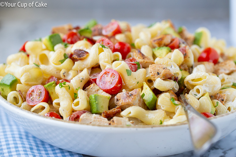 This is AMAZING!! Chicken Bacon Ranch Pasta Salad with avocados