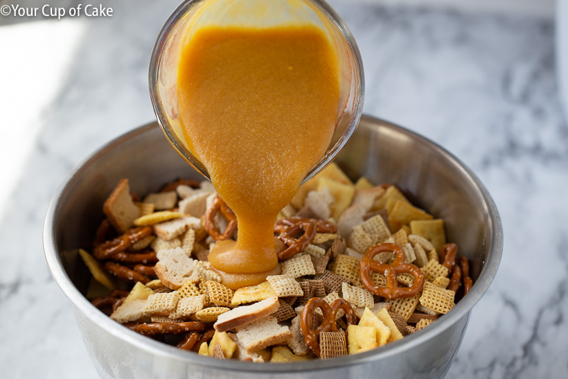 How to make Honey Mustard snack mix